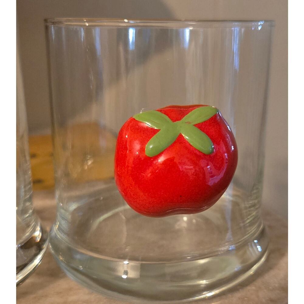 VTG Bloody Mary Set of Three Raised Tomatoes Glasses - Picture 2 of 6